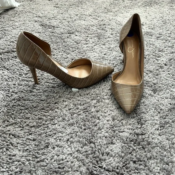 Jessica Simpson Taupe Croc-Embossed Pointed Toe D'Orsay Pumps - Picture 3 of 3